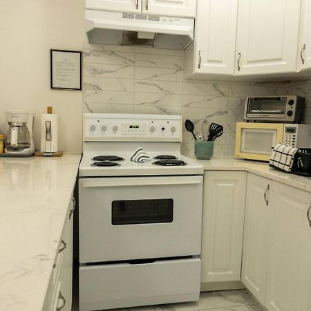 הוילה מונטריאול Heart Of Mtr For Memorable Experience 7Minmetro 2 Backyard Fully Equipped מראה חיצוני תמונה