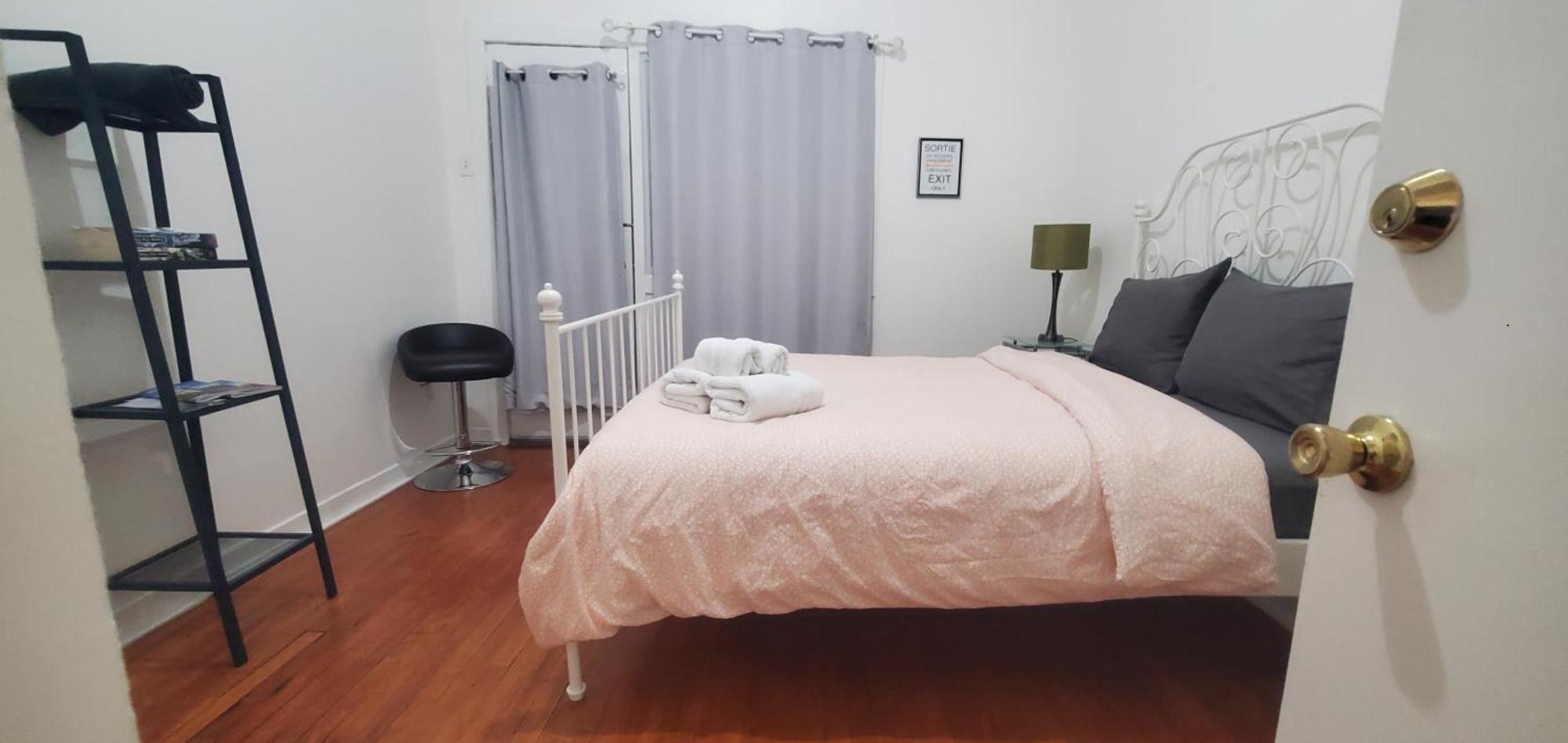 הוילה מונטריאול Heart Of Mtr For Memorable Experience 7Minmetro 2 Backyard Fully Equipped מראה חיצוני תמונה